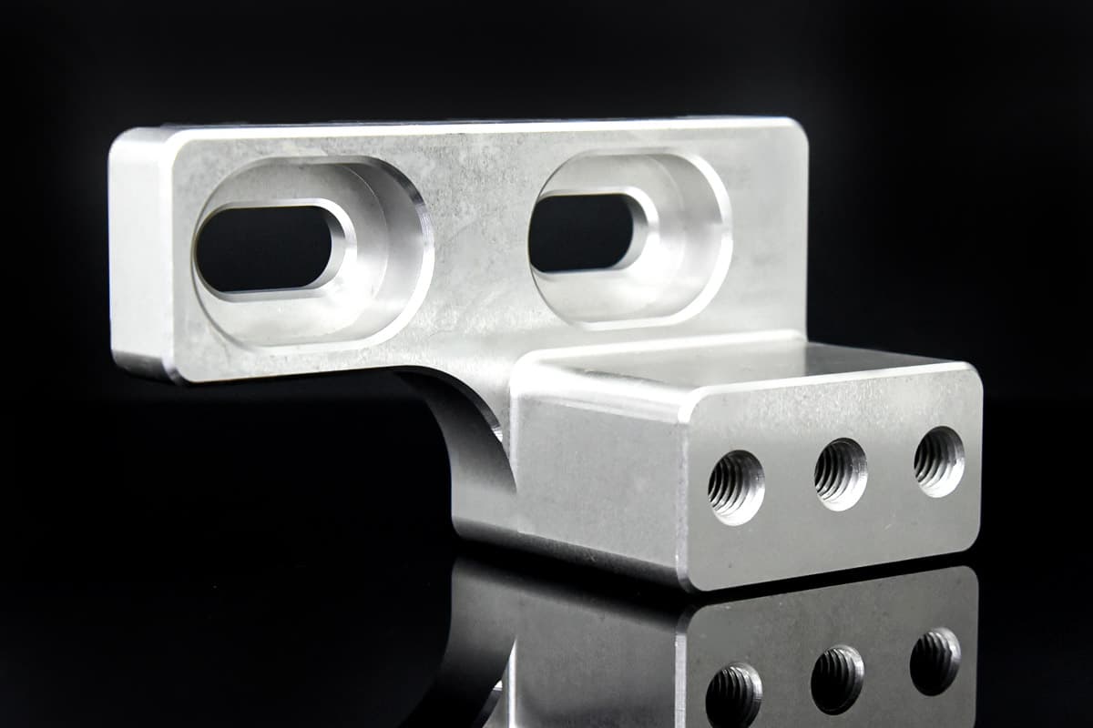 Custom aluminum machining solutions for complex designs and superior surface finishes