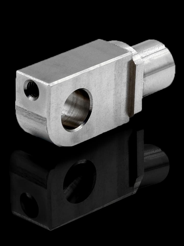 CNC machining stainless steel for precision manufacturing of durable and complex components