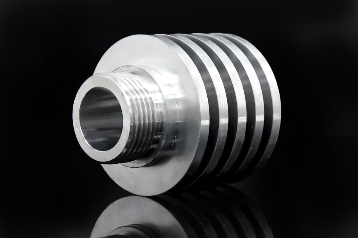 High-precision aluminum turning services for custom cylindrical components